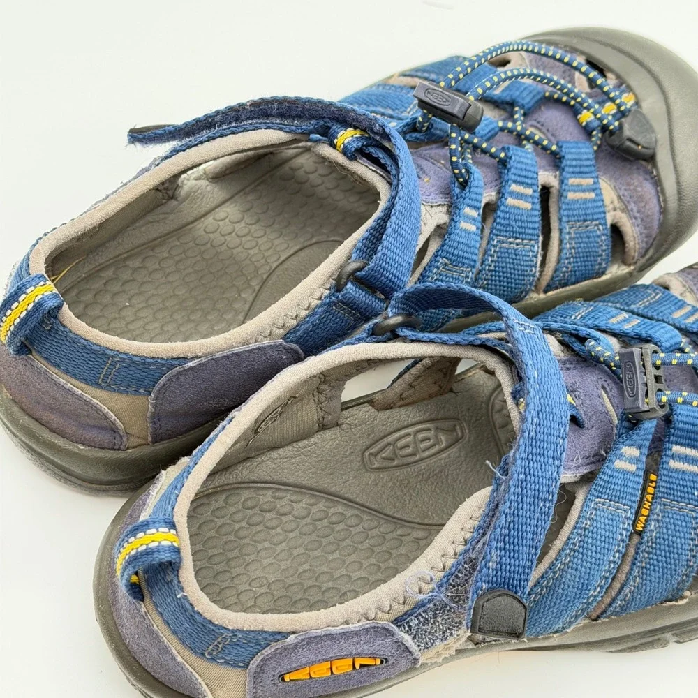 Keen Newport H2 Sandals Kids Size 5 Blue Gray Waterproof Hiking Water Shoes